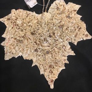 7 Decorative Ornament